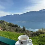 Campeggio Madonna Del Ghisallo Кемпинг *