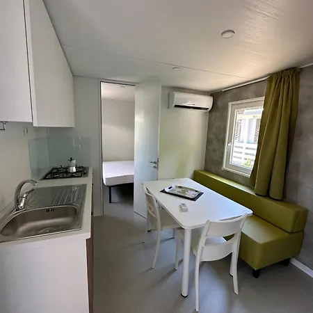 Campeggio Madonna Del Ghisallo *