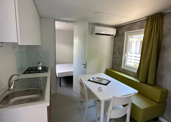 Campeggio Madonna Del Ghisallo *