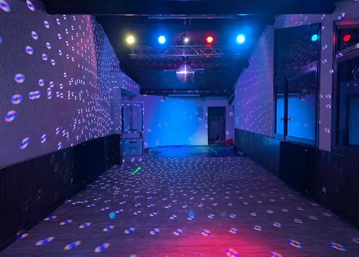 Campeggio Madonna Del Ghisallo * 마그레글리오