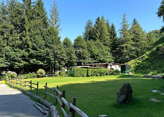 Campeggio Madonna Del Ghisallo 캠프장 마그레글리오